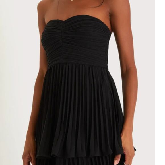 Lulus NWOT Seriously Sensational Black Strapless Flouncy Tiered Maxi Dress XS - Picture 4 of 10